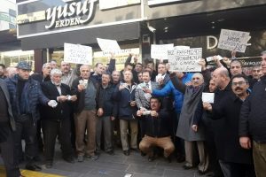 Ankaralı servis&ccedil;ilerden Erdoğan'ın &ccedil;ağrısına destek