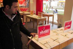 Telefoncuda 35 bin liralık hırsızlık
