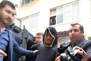 Polisi şehit eden ş&uuml;pheli adliyeye zırhlı ara&ccedil;la getirildi