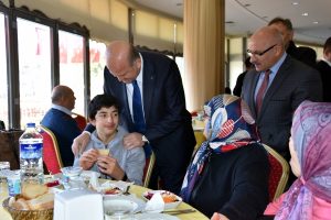 Cemalettin Torun, Bursa'daki engelli aileleri ile bir araya geldi