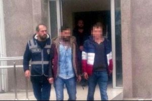 Travestinin parasını gasp eden 3 TIR şof&ouml;r&uuml; tutuklandı