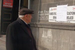 500 dolar bozdurana bir tabak mantı
