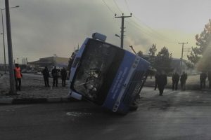 K&uuml;tahya'da trafik kazası: 13 yaralı