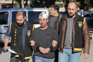 Seyyar satıcıların yer kavgası: 1 &ouml;l&uuml;, 1 yaralı