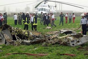 İran'da helikopter d&uuml;şt&uuml;: 8 kişi kurtuldu