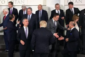 NATO dışişleri bakanları aile fotoğrafında buluştu
