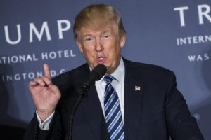 Trump: Yabancı rejimleri devirme yarışına son verip DEAŞ'ı yenmeliyiz