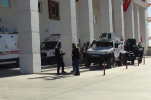 Ter&ouml;ristlerin tuzakladığı EYP infilak etti: 3 yaralı