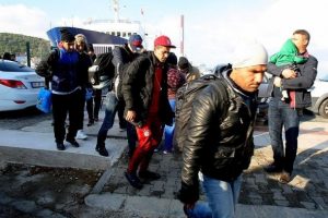 Yunanistan'a ge&ccedil;meye &ccedil;alışan 115 g&ouml;&ccedil;men yakalandı