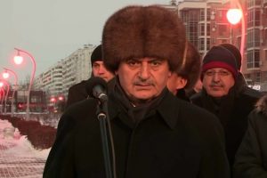 Başbakan Yıldırım Kazan'da anıt a&ccedil;ılışına katıldı