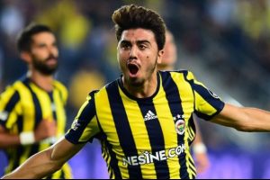 Fenerbah&ccedil;eli Ozan Tufan karakolluk oldu