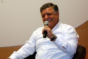 Karşıyaka Yılmaz Vural'ı ağırladı
