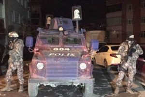 İstanbul'da zehir tacirlerine şafak operasyonu