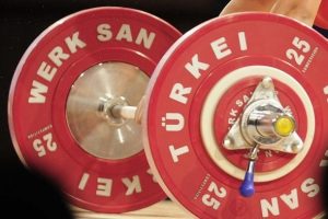 T&uuml;rk sporcular halterde 2 g&uuml;m&uuml;ş madalya kazandı