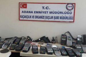 Adana'da pos tefecilerine operasyon: 14 g&ouml;zaltı