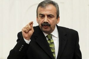 Sırrı S&uuml;reyya &Ouml;nder'e 40 yıl hapis istendi