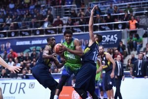 TOFAŞ deplasmanda Beşiktaş Sompo Japan'a konuk oluyor