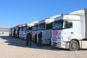 Halep'e insanı yardım malzemesi g&ouml;nderildi
