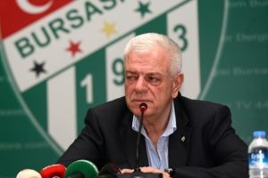 Bursaspor Kul&uuml;b&uuml; Başkanı Ay: "T&uuml;rkiye'ye &ouml;rnek olmak zorundayız"