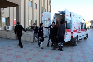 Minib&uuml;s s&uuml;r&uuml;c&uuml;leri arasında kavga: 9 yaralı