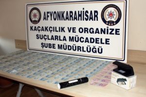 Kalpazanın sa&ccedil; spreyi numarası