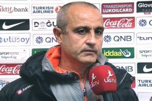 Ey&uuml;p Arın'dan zehir zemberek a&ccedil;ıklamalar!