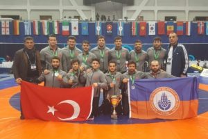 D&uuml;nya Kul&uuml;pler Şampiyonası ikincisi oldu