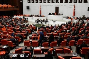Anayasa değişiklik teklifi bug&uuml;n Meclis'te