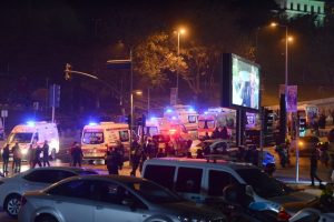 Bursasporlu taraftarlar patlamadan 5 dakikayla kurtuldu!
