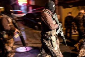 İstanbul'daki saldırı sonrasında 13 g&ouml;zaltı