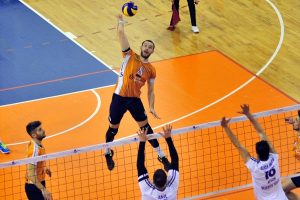 İneg&ouml;l Belediyespor set vermedi!