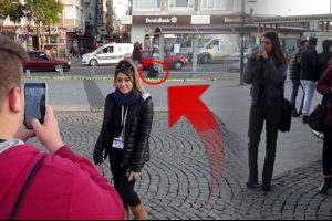 &Ccedil;anakkale'de ş&uuml;pheli &ccedil;anta ile hatıra fotoğrafı &ccedil;ektirdiler
