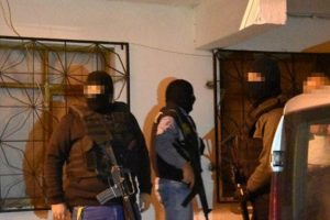 İzmir'de PKK'ya operasyon