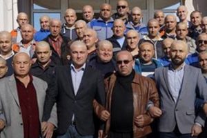 Kanser tedavisi g&ouml;ren y&ouml;neticilerine b&ouml;yle destek verdiler!