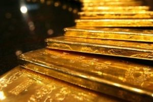 Altının onsu yaklaşık 10 ayın en d&uuml;ş&uuml;k seviyesini g&ouml;rd&uuml;