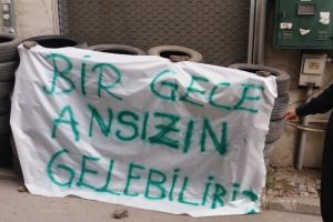 Bursa Da Gazete Binasina Tehdit Icerikli Pankart Astilar Bursada Bugun Bursa Bursa Haber Bursa Haberi Bursa Haberleri Bursa