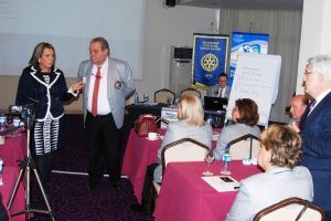Rotaryenlere halkla ilişkiler semineri