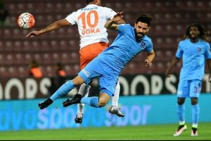 Başakşehir-Trabzonspor ma&ccedil;ının saati değiştirildi