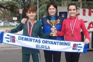 Oryantiring yarışlarında Bursa'ya 11 madalya