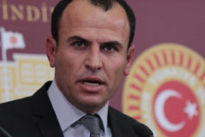 HDP'li Sarıyıldız Fransa'da 'onur vatandaşı' yapılıyor