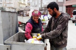 &Ccedil;&ouml;pten &ccedil;ıkan taciz g&ouml;r&uuml;nt&uuml;leri Denizli'de &ccedil;ekilmiş