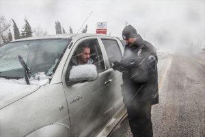 K&uuml;tahya Bursa karayolunda ulaşım g&uuml;&ccedil;l&uuml;kle sağlanıyor