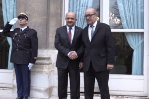 Bakan Işık Fransız mevkidaşıyla g&ouml;r&uuml;şt&uuml;