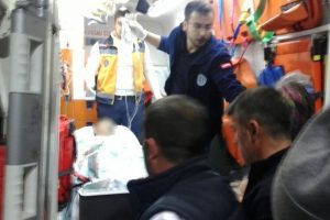 Sobaya d&ouml;k&uuml;len tiner parladı: 1'i ağır 2 yaralı