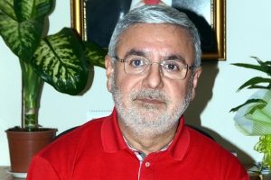 Mehmet Metiner: Belediyeler askerlik şubesi gibi &ccedil;alışıyor