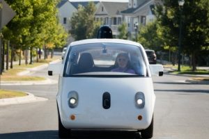 Google'ın yeni markası s&uuml;r&uuml;c&uuml;s&uuml;z otomobilleri tek &ccedil;atı altında topluyor