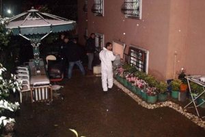 İstanbul Kartal'da bı&ccedil;aklı kavga: 1 &ouml;l&uuml;,2 yaralı