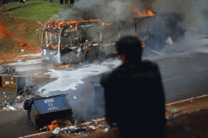 Brezilya'da kemer sıkma &ouml;nlemleri protesto edildi
