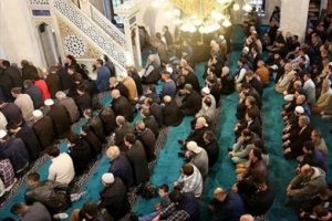 Almanya'da 4,7 milyon M&uuml;sl&uuml;man yaşıyor