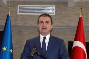 Bakan &Ccedil;elik: "Halep'te asla olmaz dediğimiz oluyor"